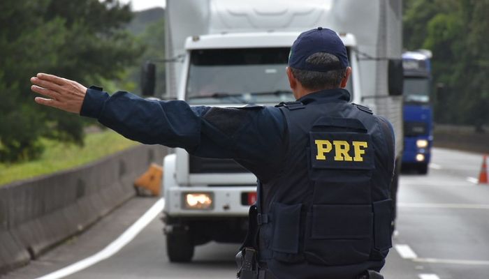 PRF inicia Operação Semana Santa 2026 no Paraná